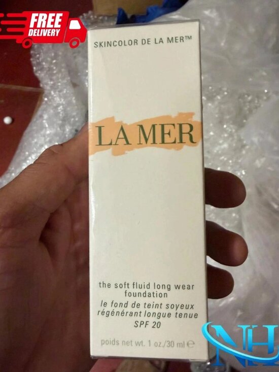 Branded Other - La Mer The Soft Fluid Long Wear Foundation SPF 20 – 1 oz / 30 ml IVORY 01 NiB